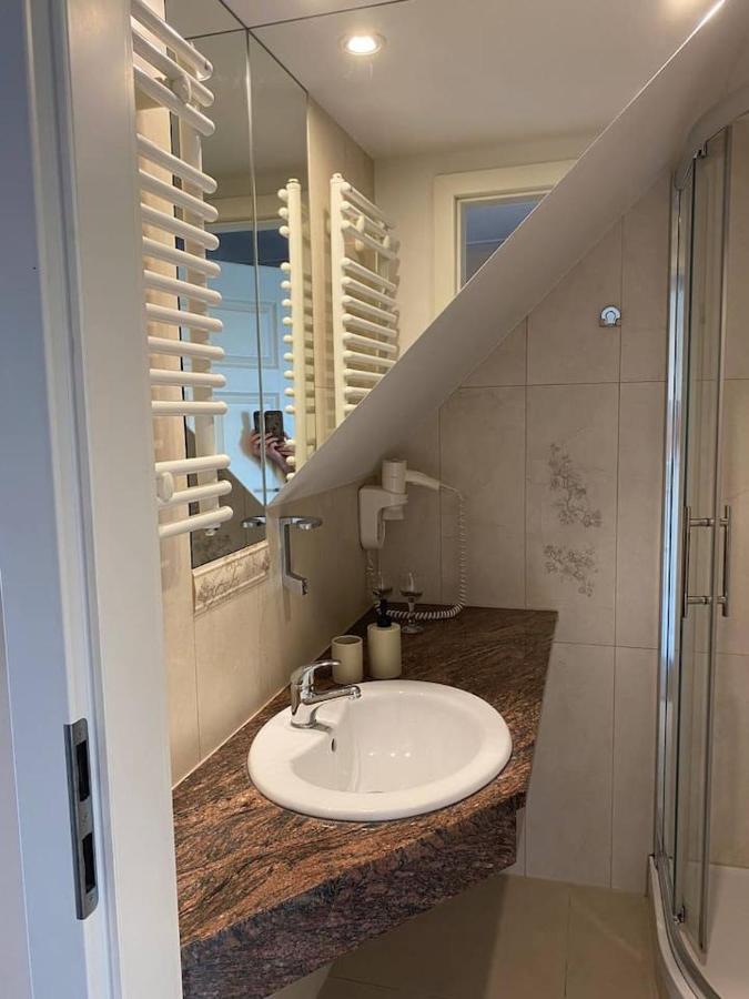 Apartamenty Dobra Noc Przy Wawelu 2 Bedrooms Краків Екстер'єр фото