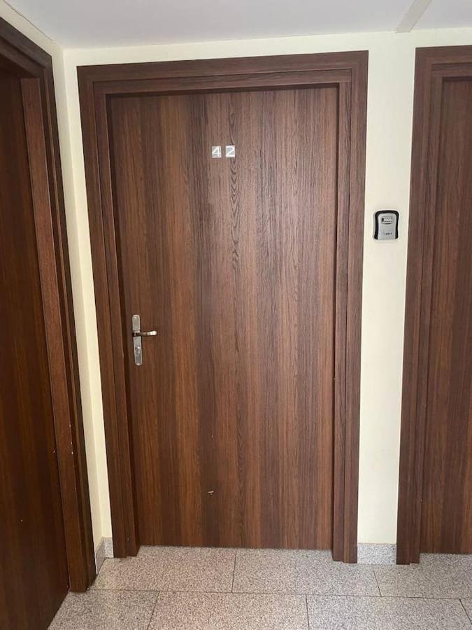 Apartamenty Dobra Noc Przy Wawelu 2 Bedrooms Краків Екстер'єр фото